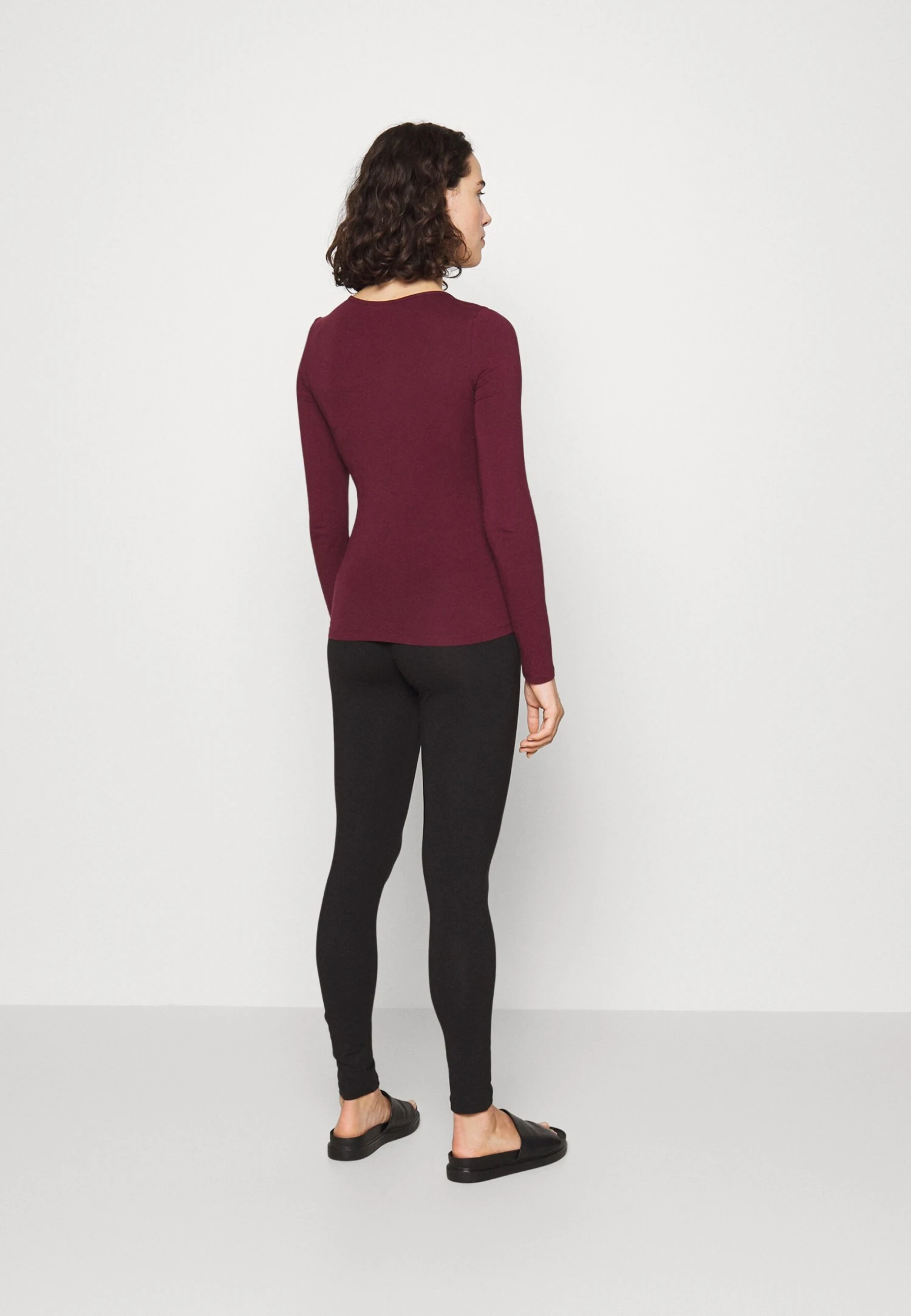3 PackLeggingsBlack/Mottled Dark Grey/Bordeaux Donna Pantaloni EX429B01L-Q16 3 3 PackLeggingsBlack/Mottled Dark Grey/Bordeaux Donna Pantaloni EX429B01L-Q16