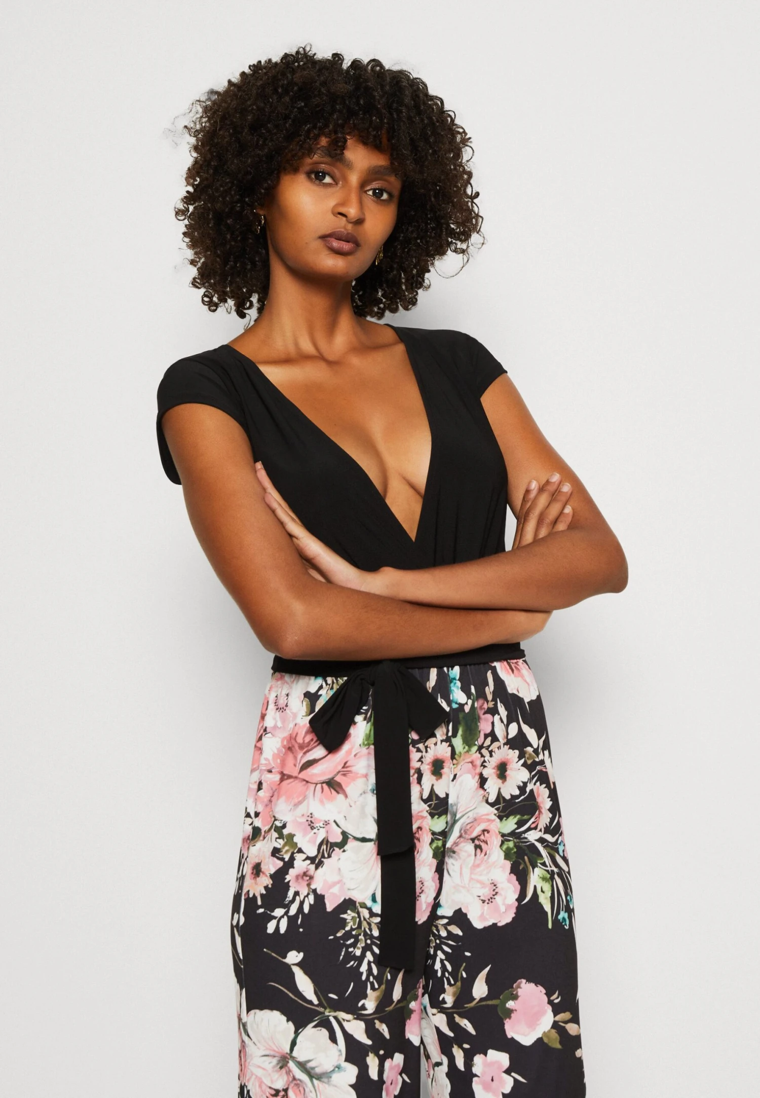 Anna Field Tuta JumpsuitBlack/Multi-Coloured Donna Tute Jumpsuit AN621T03E-Q11 6 Anna Field Tuta JumpsuitBlack/Multi-Coloured Donna Tute Jumpsuit AN621T03E-Q11 - immagine 4