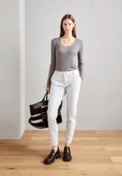 Anna Field Maglietta A Manica LungaMottled Dark Grey Donna T-shirt E Top AN621D197-C11 11 Anna Field Maglietta A Manica LungaMottled Dark Grey Donna T-shirt E Top AN621D197-C11 -Anna Field 2df18d089bfa403b82788b65c2627b8a