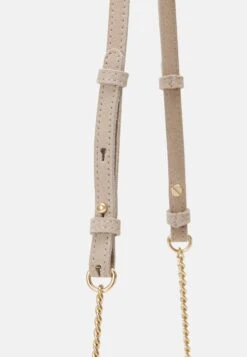 Anna Field LeatherPochetteTaupe Donna Borse AN651H10G-B11 11 Anna Field LeatherPochetteTaupe Donna Borse AN651H10G-B11 -Anna Field 3f97a3c2018344e5aad851c86ec40539