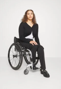 Anna Field PantaloniBlack Donna Pantaloni AN621A06T-Q11 -Anna Field 4127b5cd6d744c57b2a59b84e2cb6c60