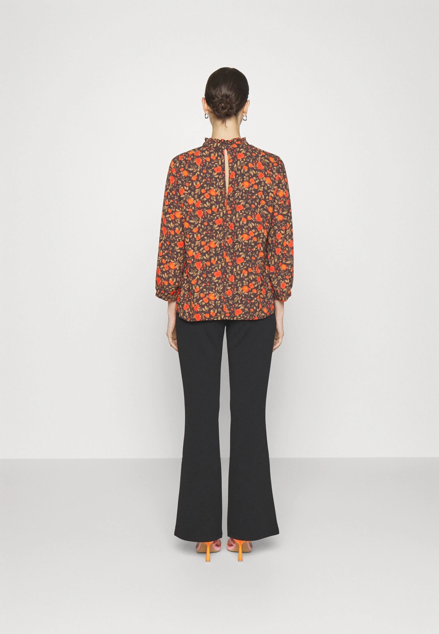 CamicettaBlack Donna Camicie E Bluse ANI21E00M-Q11 5 CamicettaBlack Donna Camicie E Bluse ANI21E00M-Q11 - immagine 3