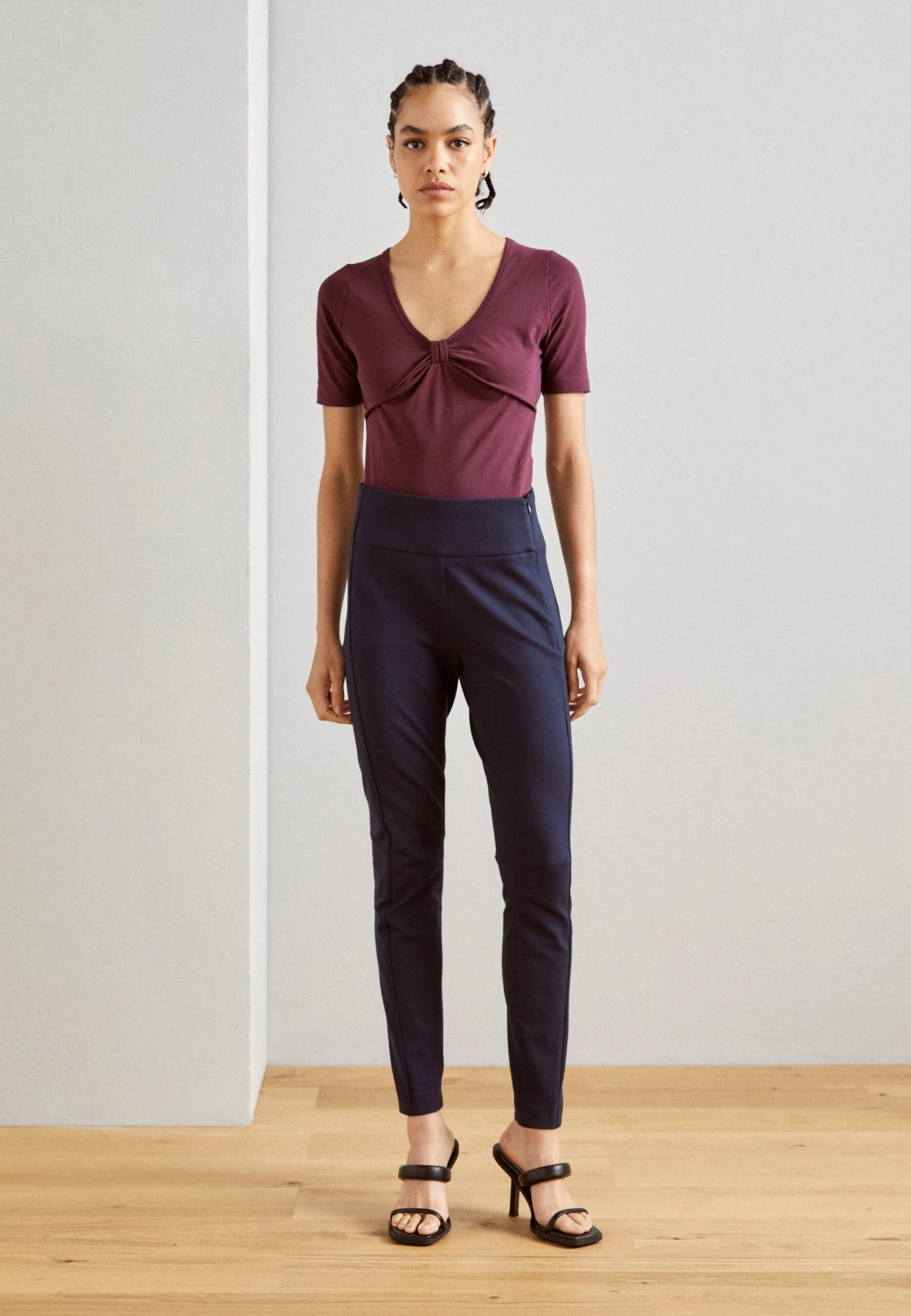 Anna Field T-Shirt BasicDark Red Donna T-shirt E Top AN621D17V-G11 4 Anna Field T-Shirt BasicDark Red Donna T-shirt E Top AN621D17V-G11 - immagine 2