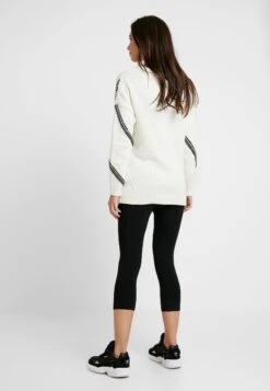 2 Pack CapriLeggingsBlack Donna Pantaloni EX429B00E-Q11 -Anna Field a3a15eb1d3b0487e8c123cbce3abb7da