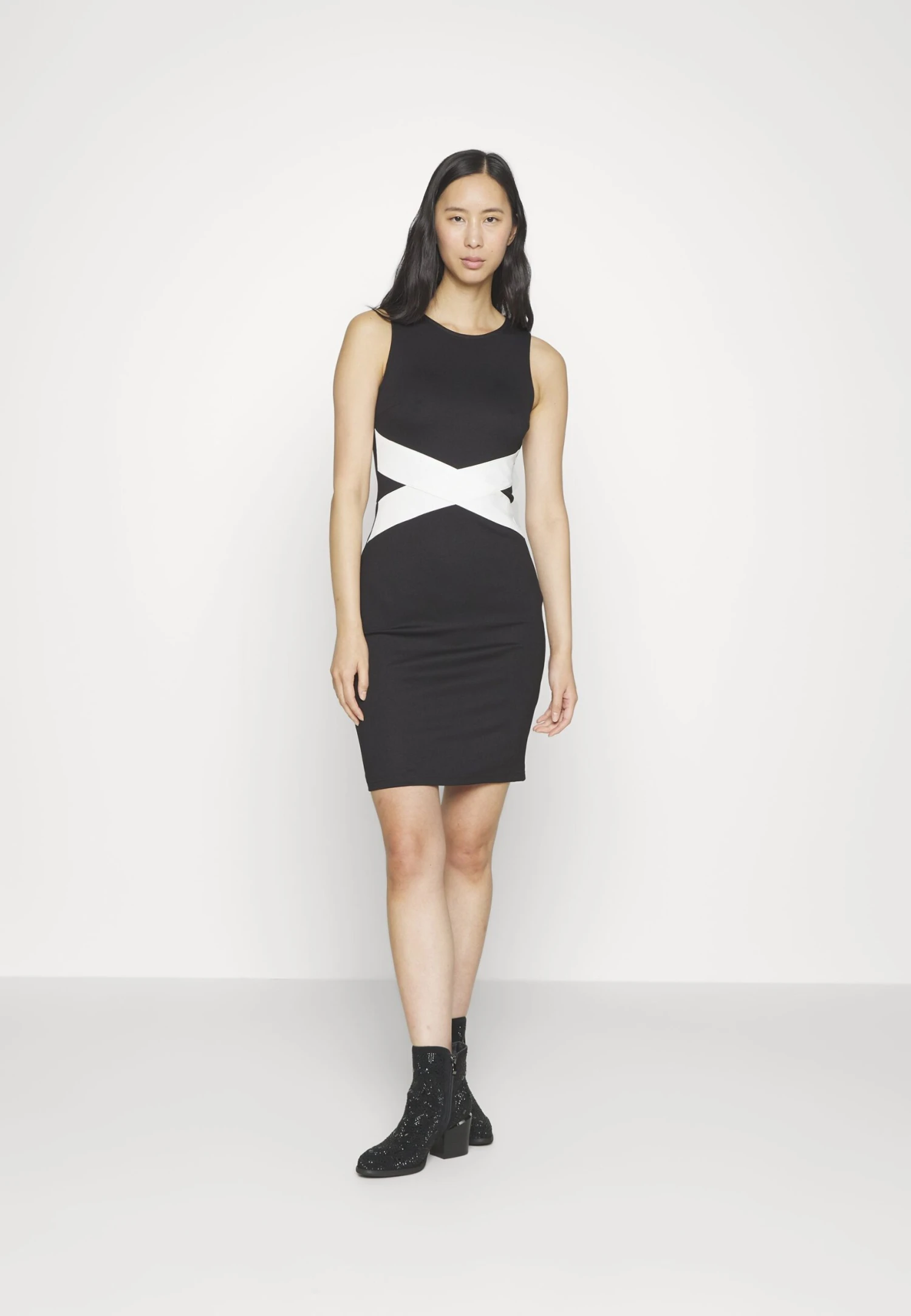 Anna Field TubinoBlack/White Donna Vestiti AN621C1ZU-Q11 5 Anna Field TubinoBlack/White Donna Vestiti AN621C1ZU-Q11 - immagine 3