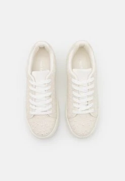 Sneakers BasseOff-White Donna Sneakers ANJ11A037-A11 -Anna Field b6bca5098d4e4b0e94751424c8925415