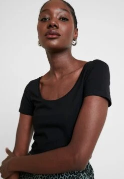 Anna Field 2 Pack T-Shirt BasicBlack Donna T-shirt E Top AN621D0Q1-Q11 -Anna Field b7a0cf434b134981a98f4eb170547af8