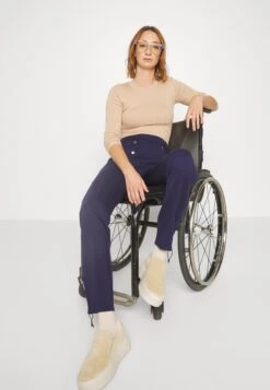 Anna Field PantaloniDark Blue Donna Pantaloni AN621A06R-K11 -Anna Field d4acf861cab64480bf050a61c8537486