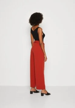 Anna Field PantaloniDark Red Donna Pantaloni AN621A070-G11 -Anna Field d7626289b75b4f48bb6345a2c687881f