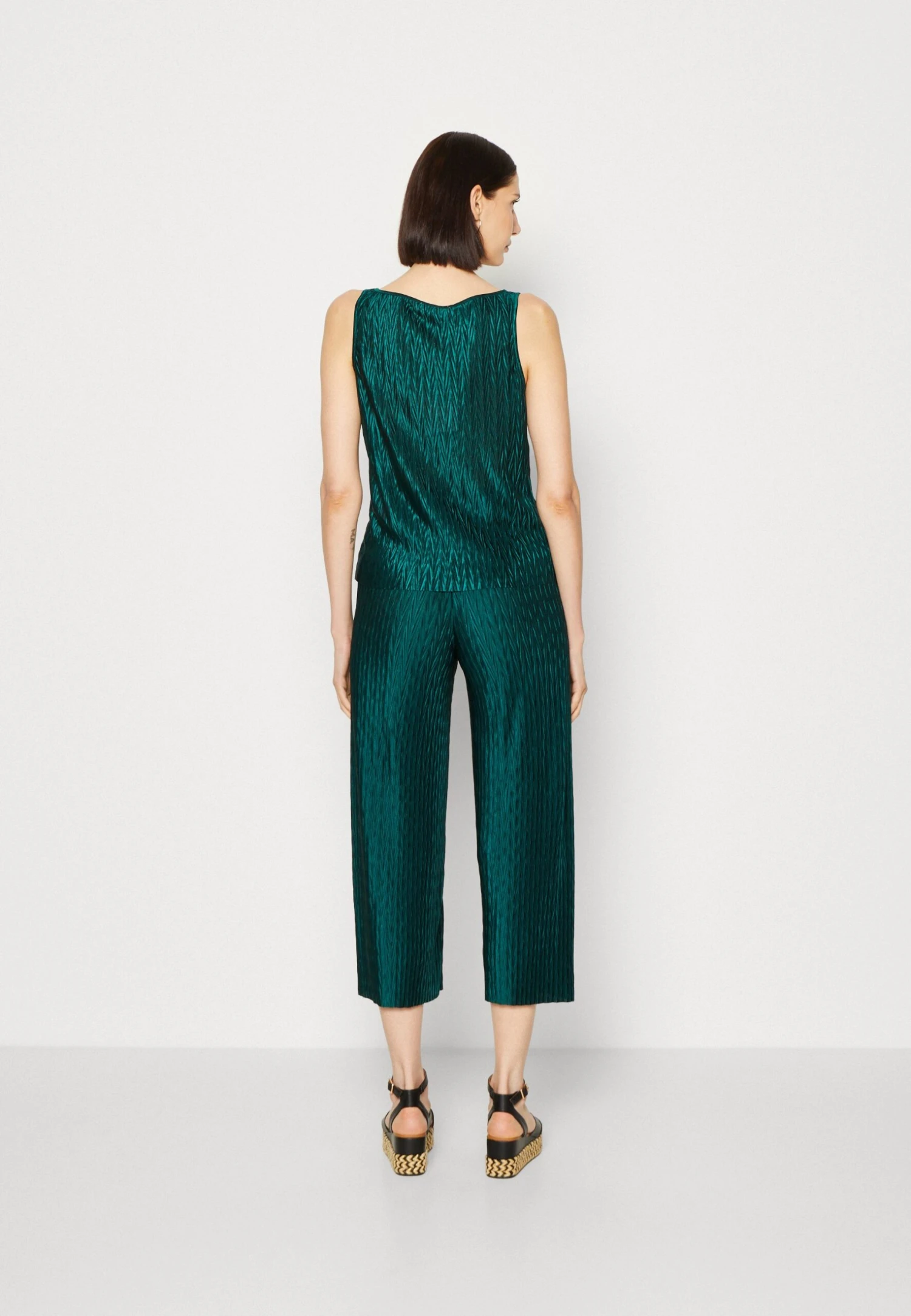 Anna Field Top - Dark Green 5 Anna Field Top - Dark Green - immagine 3