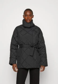 Cappotto CortoBlack Donna Cappotti ANH21U00A-Q11